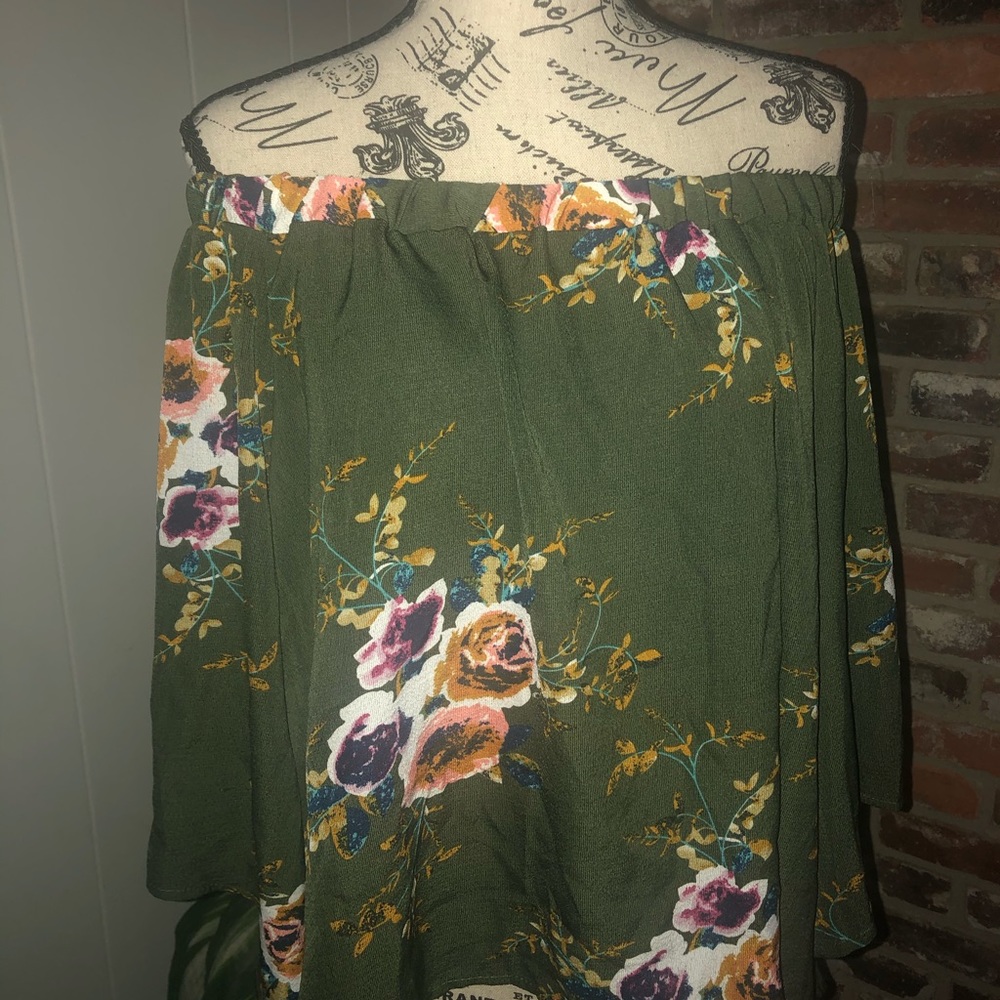 Yoins off the shoulder top
